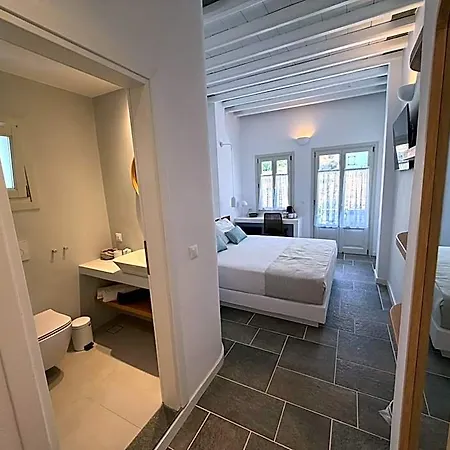 Myrto Hotel 2*